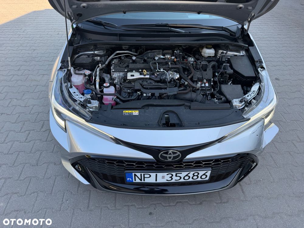 Toyota Corolla 2.0 Hybrid GR Sport - 35
