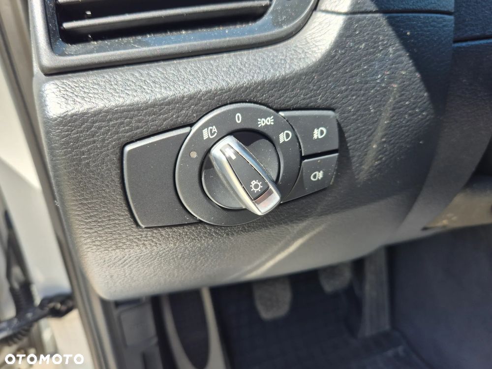 BMW X1 - 32