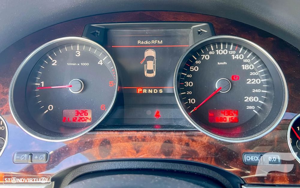 Audi A8 3.0 TDI V6 quattro - 6