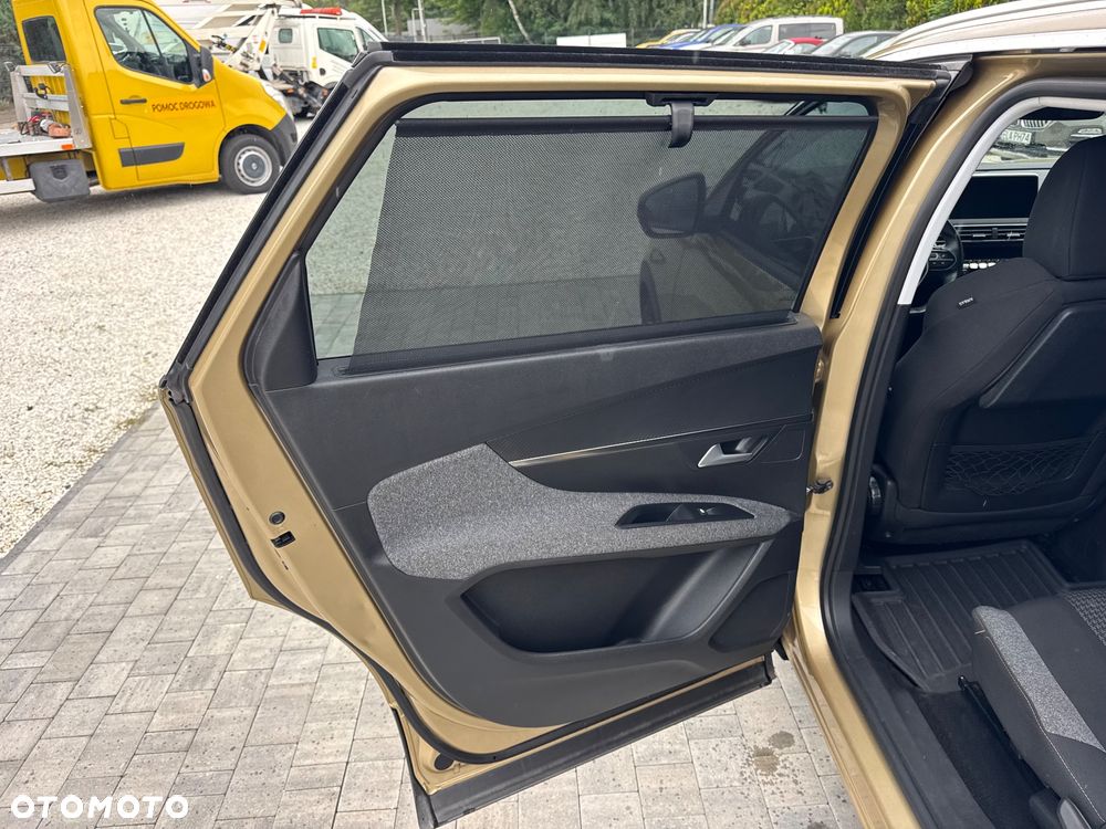 Peugeot 5008 1.6 THP Active S&S EAT6 - 25