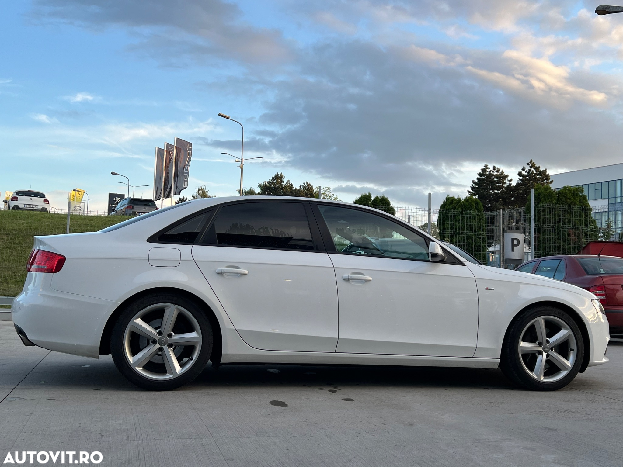 Audi A4 Avant 3.0 TDI DPF quattro S line Sportpaket (plus) - 4