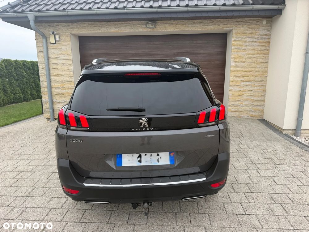 Peugeot 5008 - 6