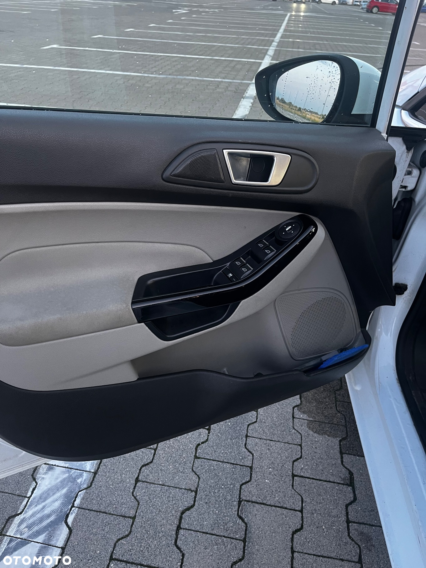 Ford Fiesta 1.6 TDCi Titanium - 19