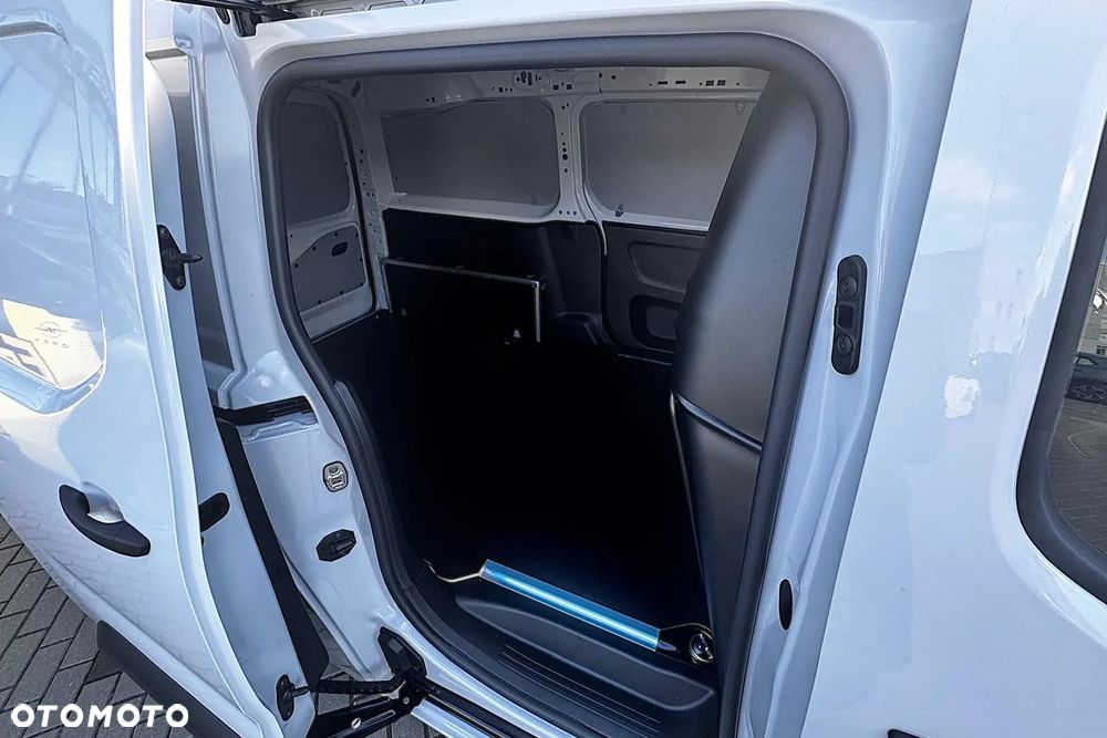 Opel Combo Cargo L2 950kg - 7