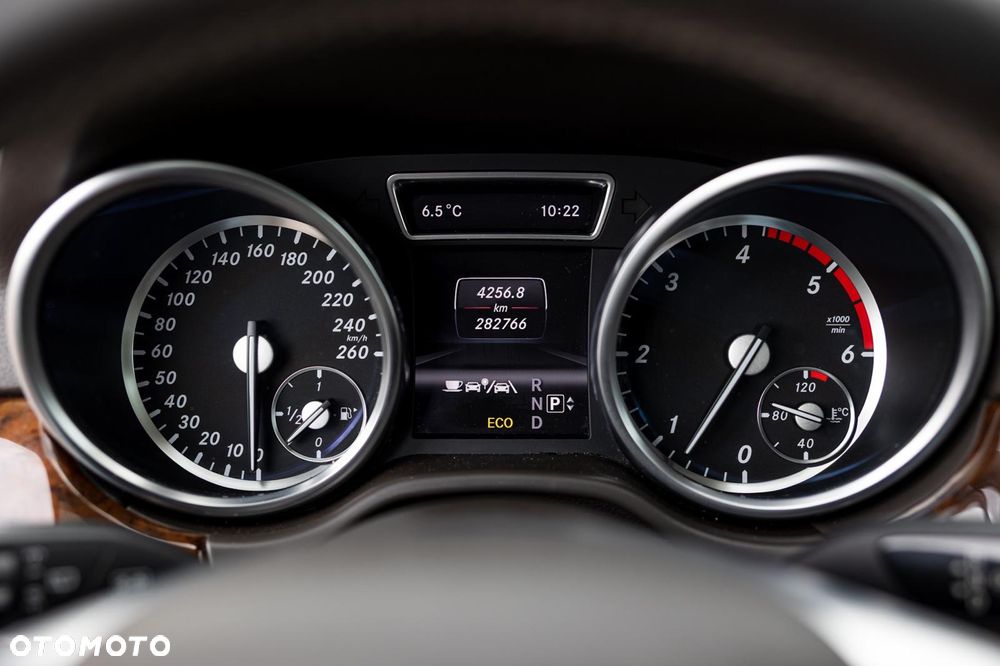 Mercedes-Benz ML - 31