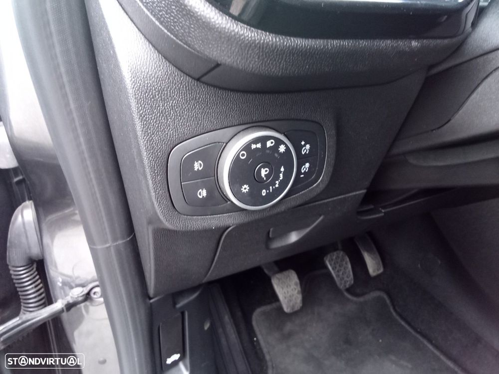 Ford Fiesta 1.1 Ti-VCT Business - 17