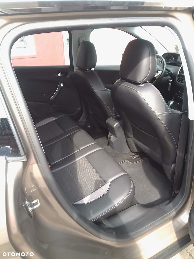 Peugeot 2008 82 VTI Allure - 3