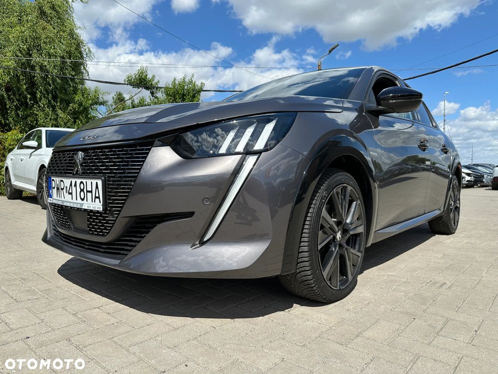 Peugeot 208 - 33