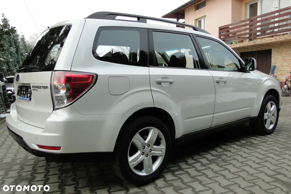 Subaru Forester 2.0X Automatik Exclusive - 4