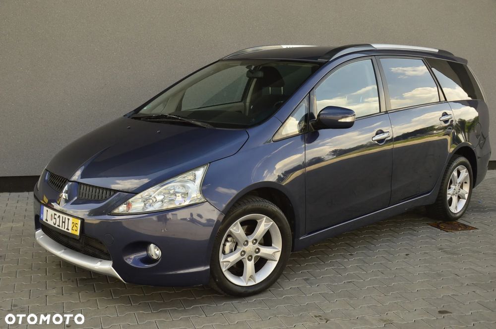 Mitsubishi Grandis 2.4 Invite - 1