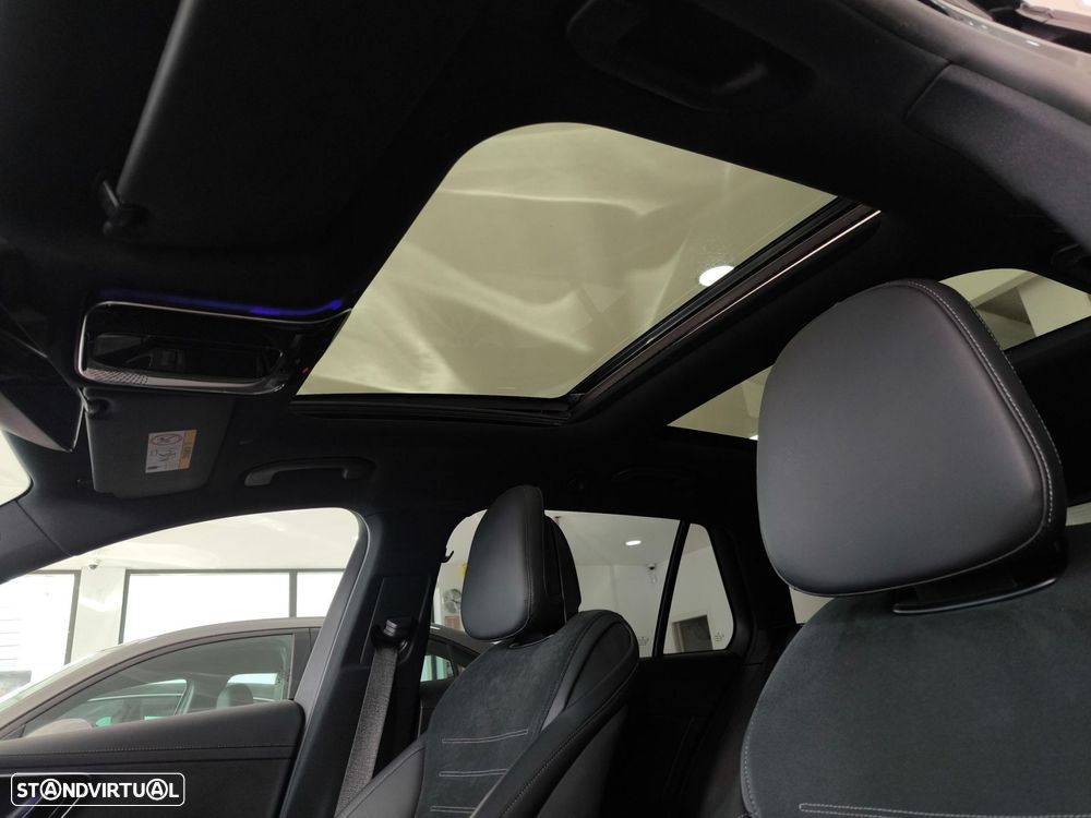 Mercedes-Benz C 300 e AMG Line - 14