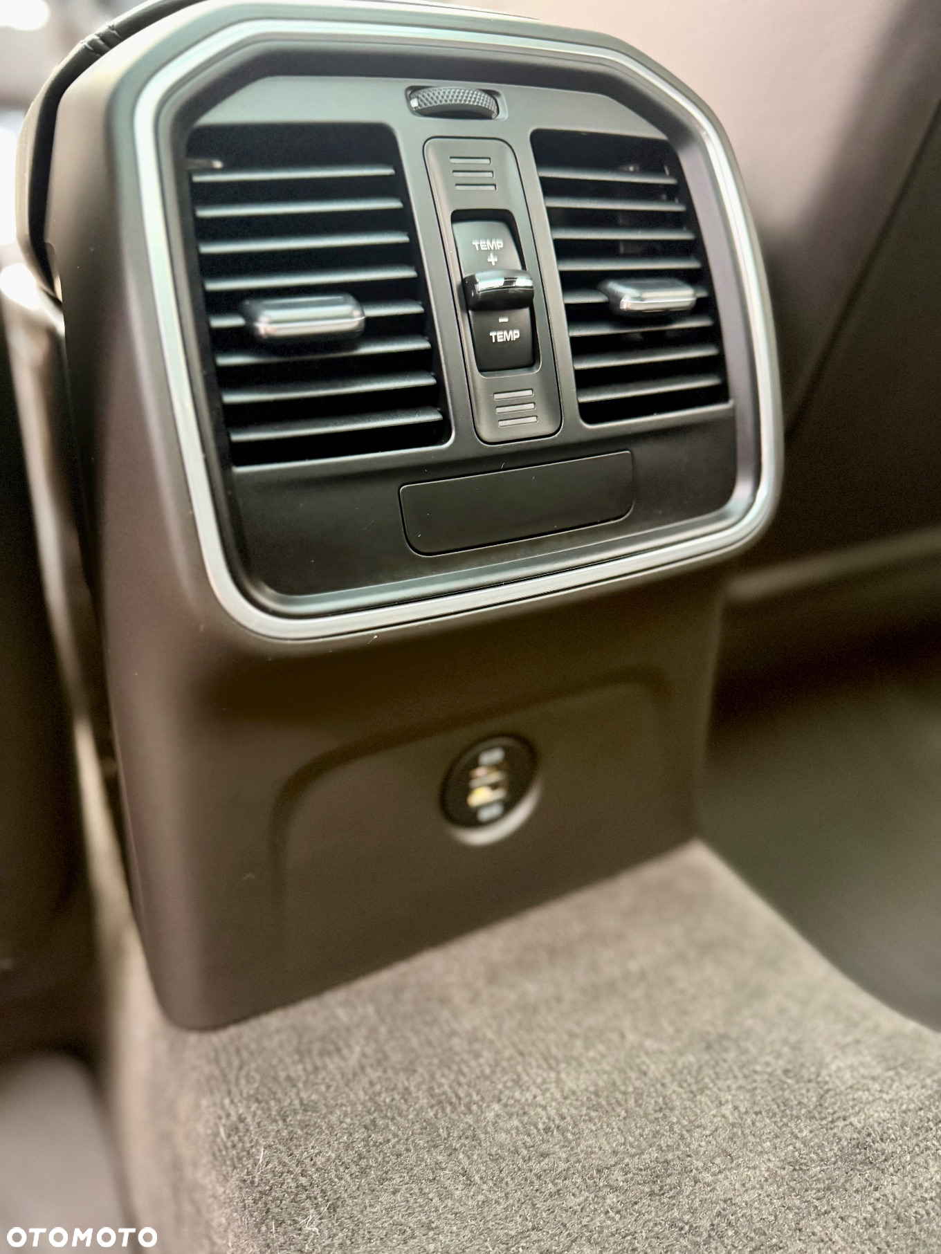 Porsche Macan Turbo - 14