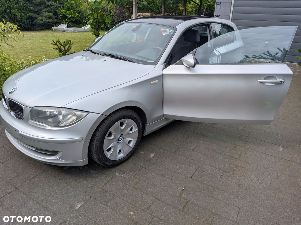 BMW Seria 1 118i - 4