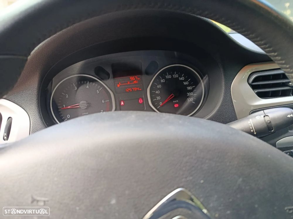 Citroën C-Elysée 1.6 HDi Seduction - 9