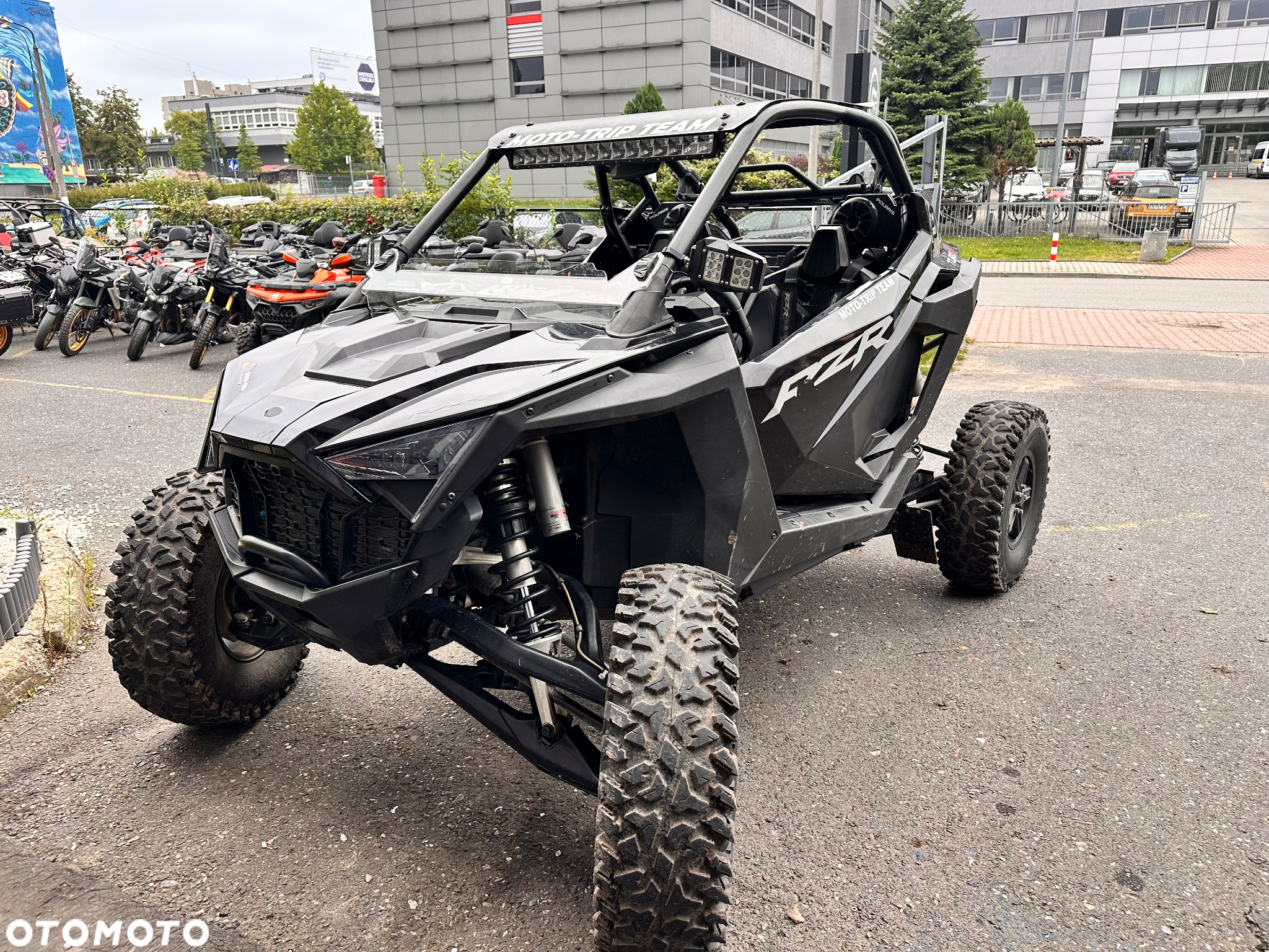 Polaris RZR
