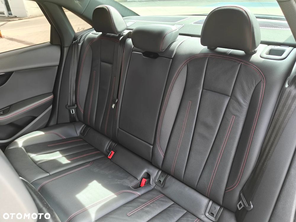 Audi A4 Limousine 2.0 TFSI quattro S tronic design - 25