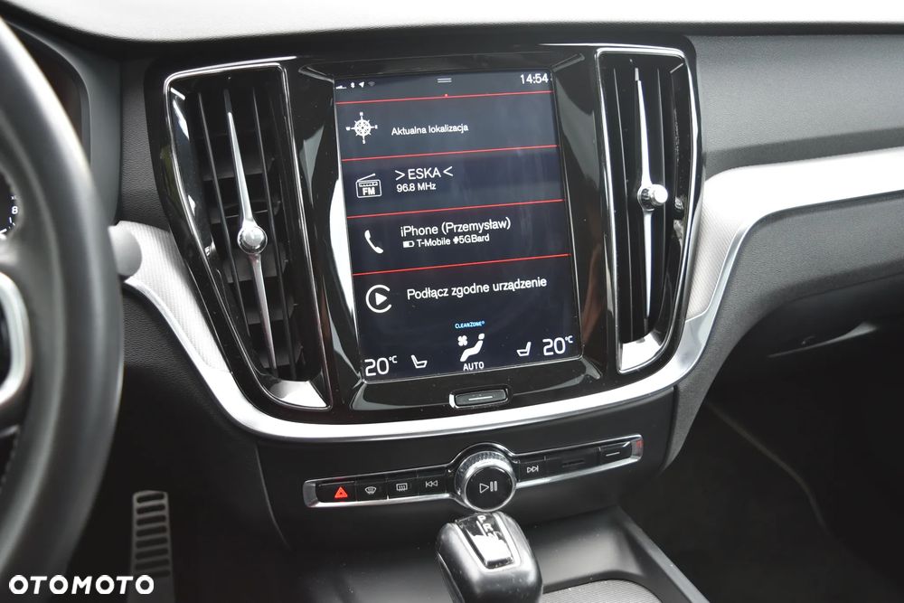 Volvo S60 T5 R-Design - 35