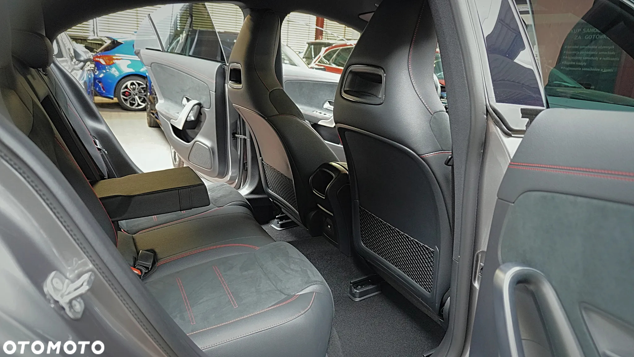 Mercedes-Benz CLA 180 AMG Line 7G-DCT - 16