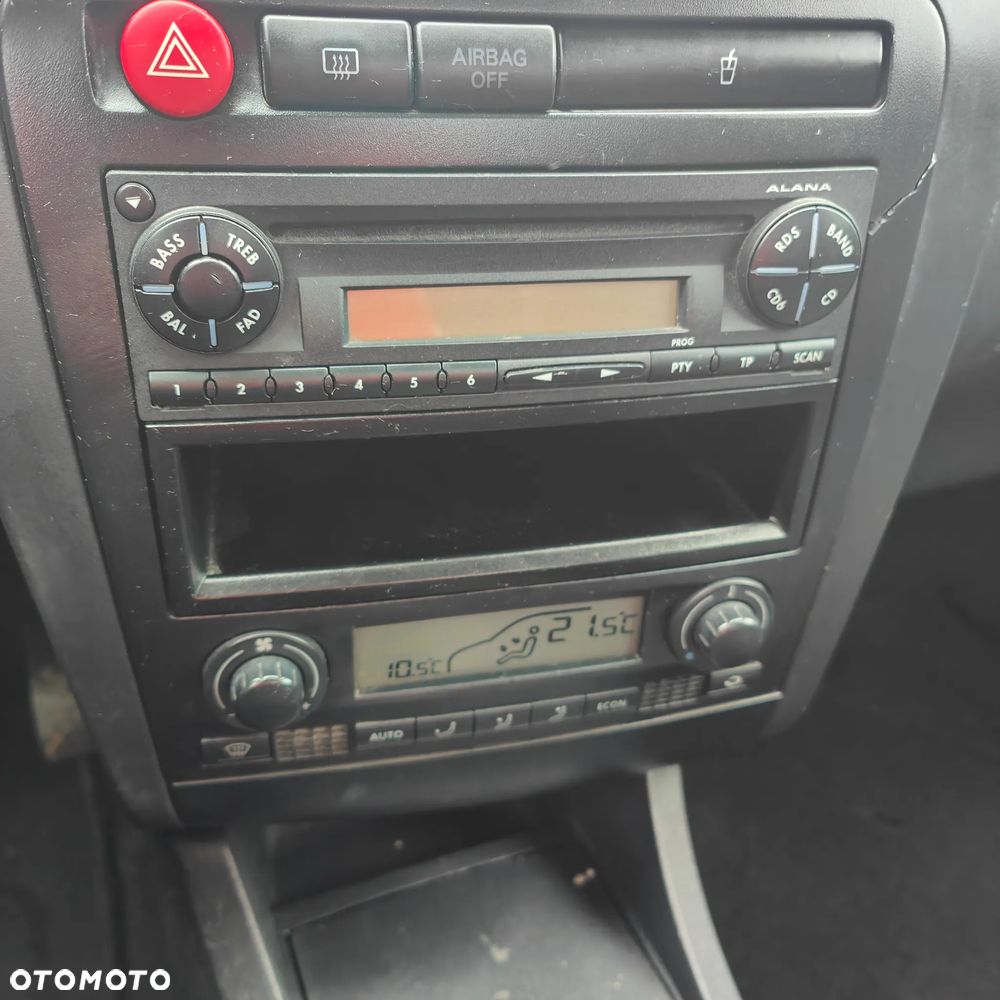 Seat Ibiza 1.4 TDI Signo - 11
