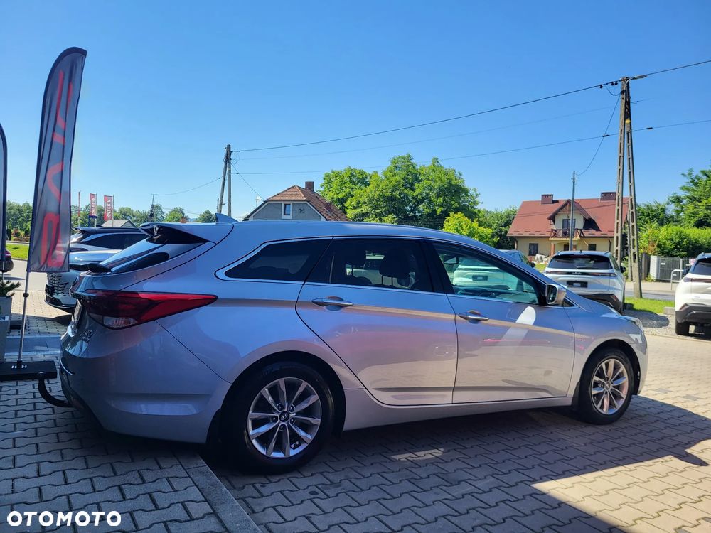 Hyundai i40 1.6 CRDi Comfort DCT - 8