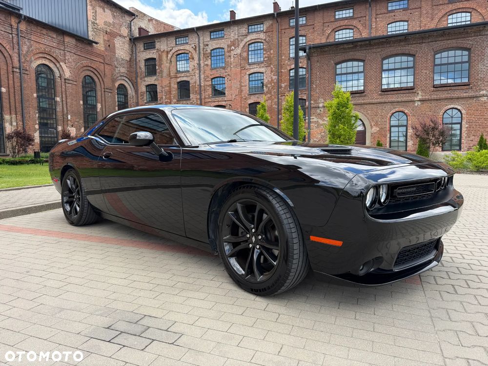 Dodge Challenger - 3