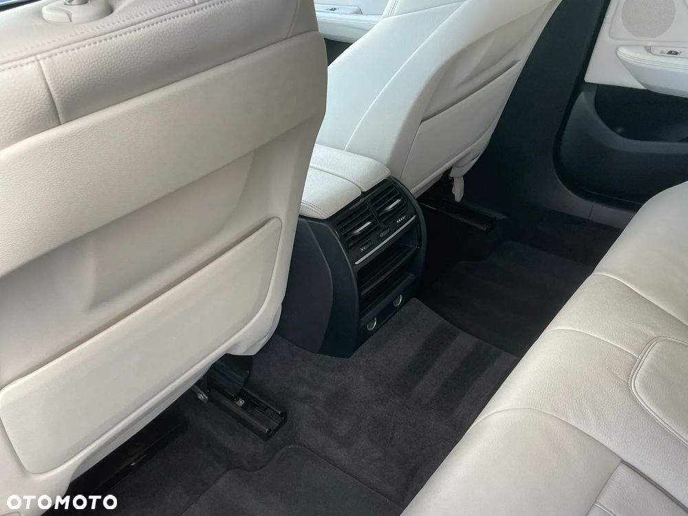 BMW 6GT 2019