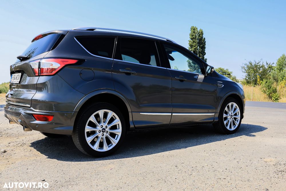 Ford Kuga 2.0 TDCi 4WD Powershift Vignale - 2