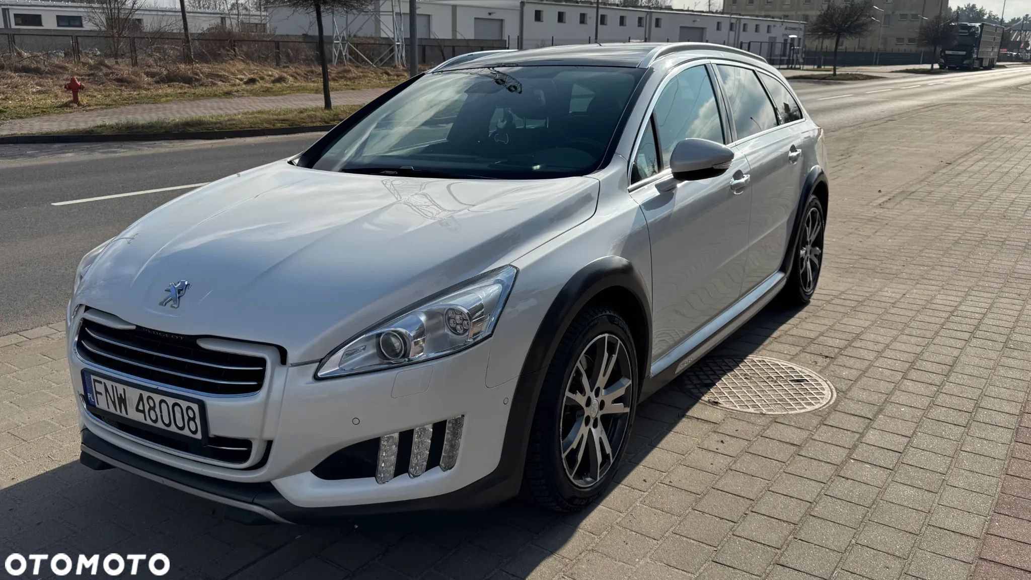 Peugeot 508 RXH 2.0 HDi HYbrid4 - 1