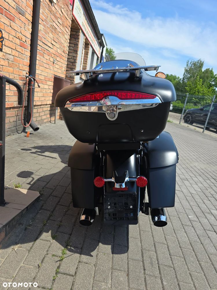 Indian Roadmaster - 8