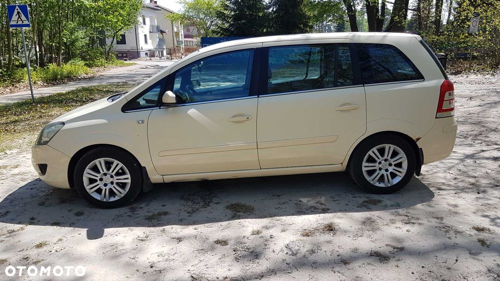 Opel Zafira 1.8 - 2