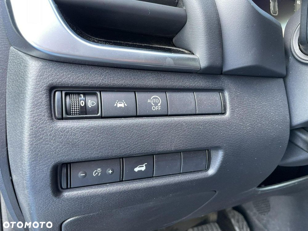 Nissan Qashqai - 12