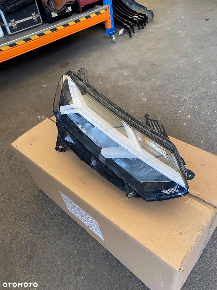 DACIA Sandero III 3 STEPWAY Lift Logan III Jogger LAMPA PRZEDNIA PRAWA REFLEKTOR PRAWY PRZÓD LEDOWA led full led 260107920R biała biały środek  Wwa - 4