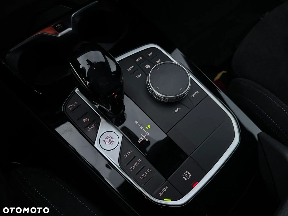 BMW Seria 2 220d Sport - 19