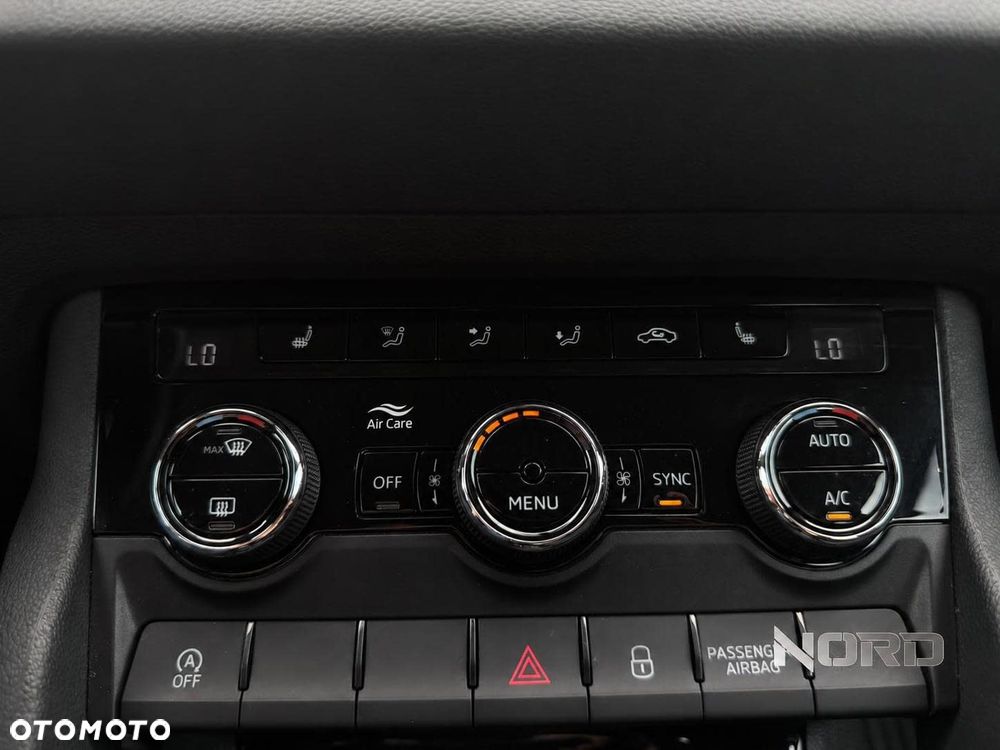 Skoda Karoq 1.5 TSI ACT DSG Ambition - 23