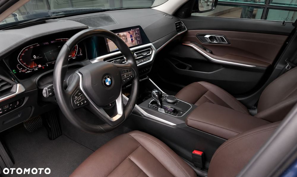 BMW Seria 3 330i xDrive Luxury Line - 6