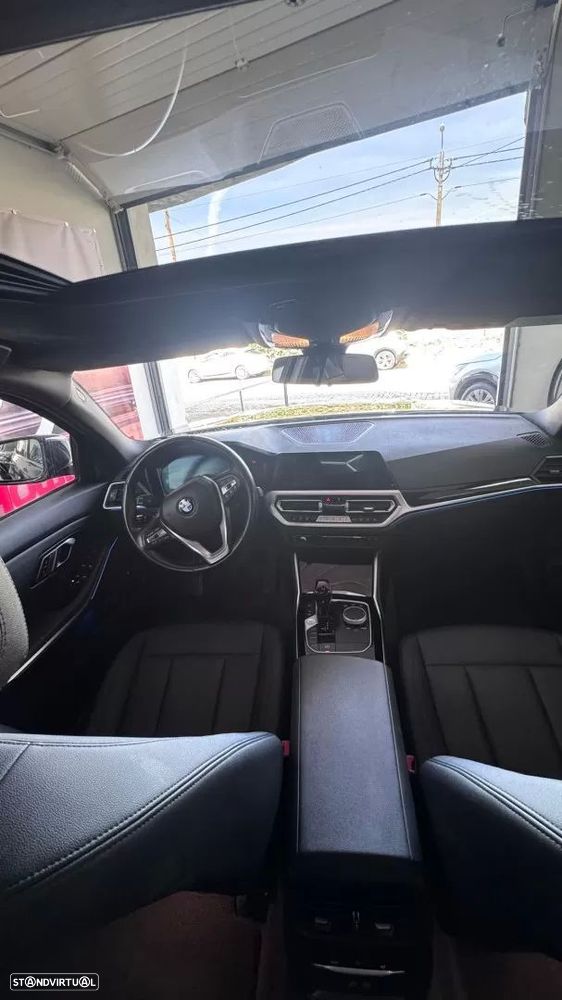 BMW 330 e Aut. Luxury Line - 7