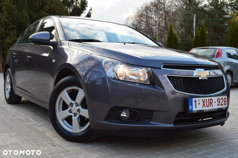 Chevrolet Cruze - 26