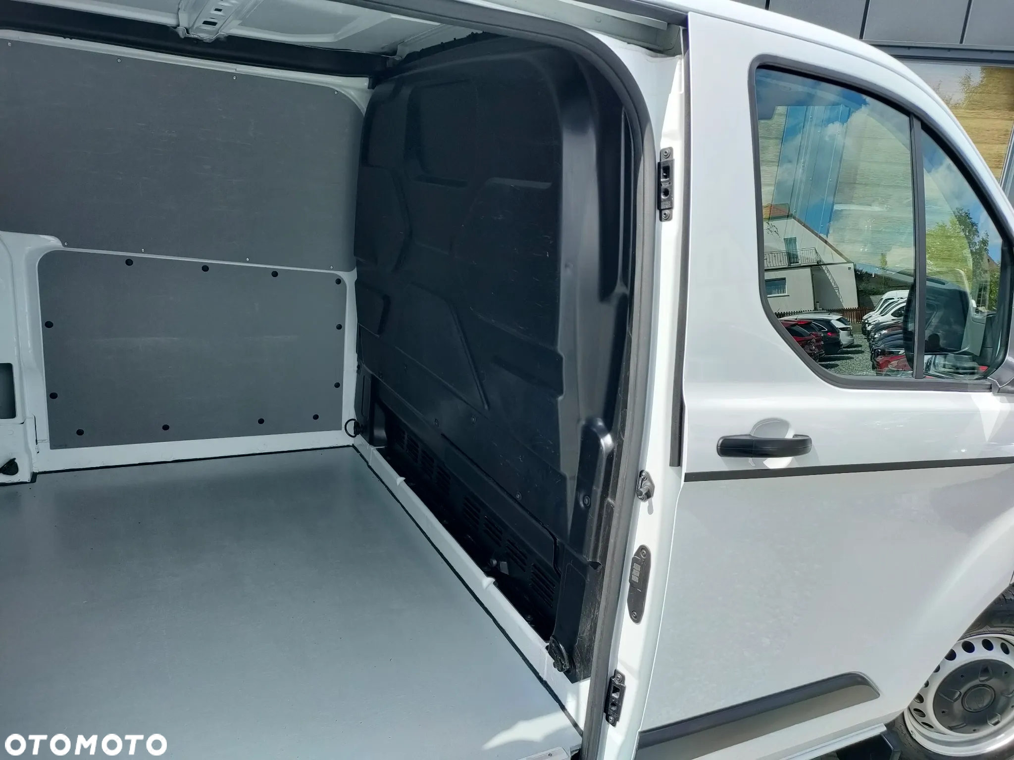 Ford Transit Custom - 27