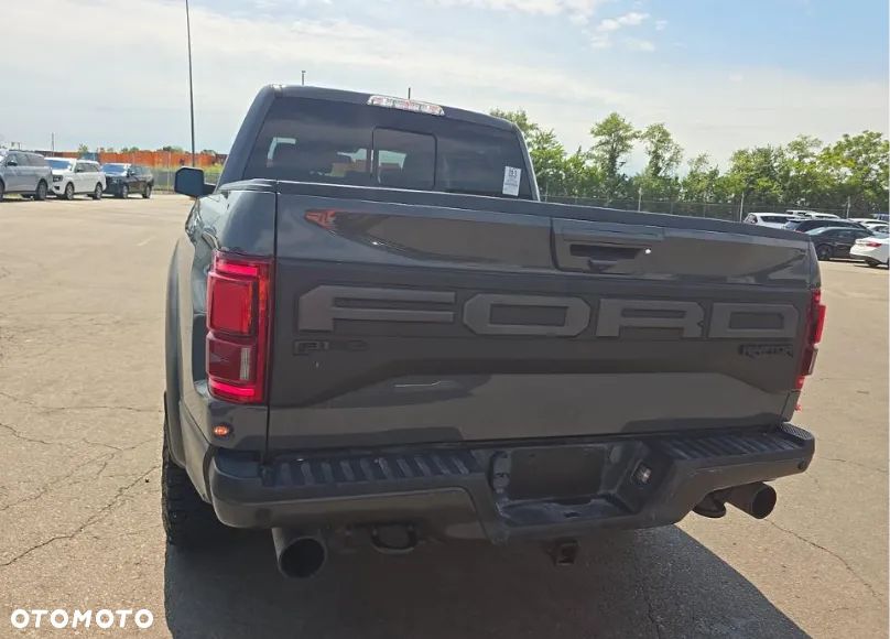 Ford F150 - 6