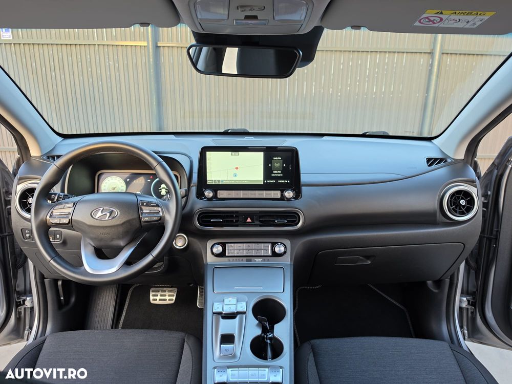 Hyundai KONA Business - 3