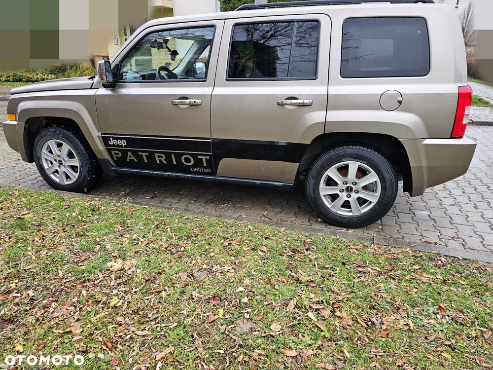 Jeep Patriot ver-2-4-limited-cvt2 - 2