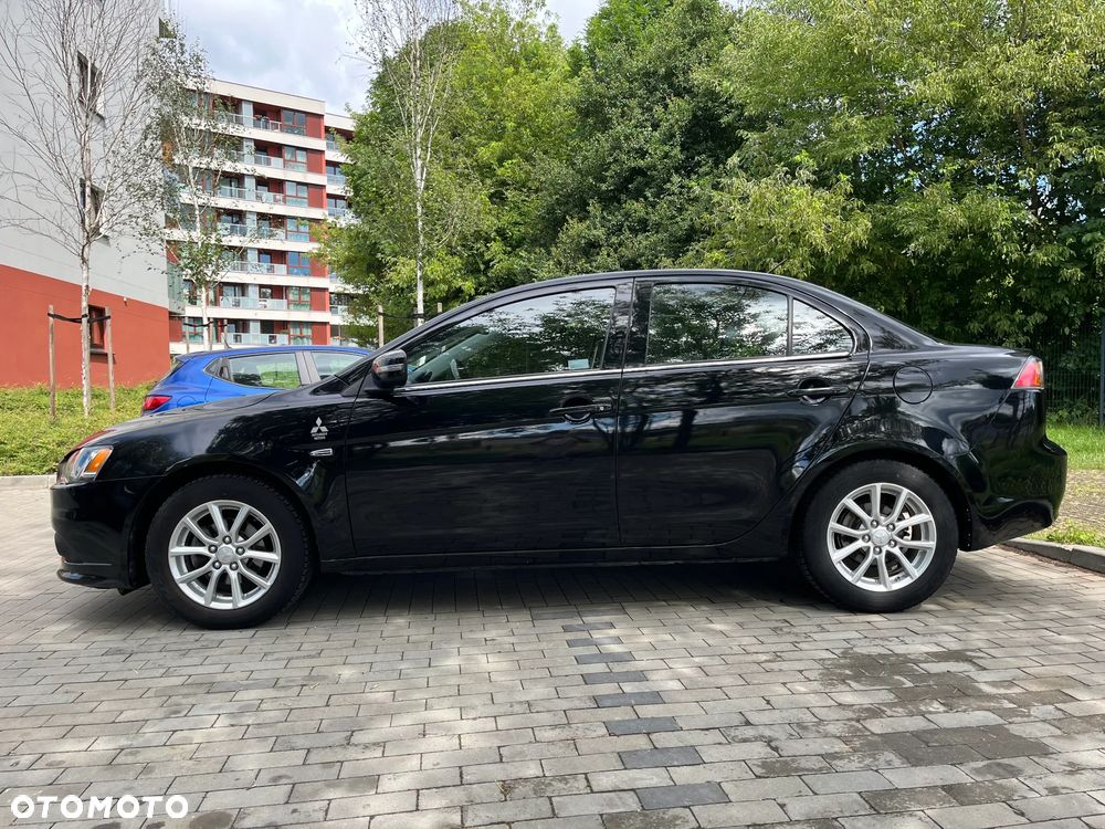 Mitsubishi Lancer 1.6 Invite - 7