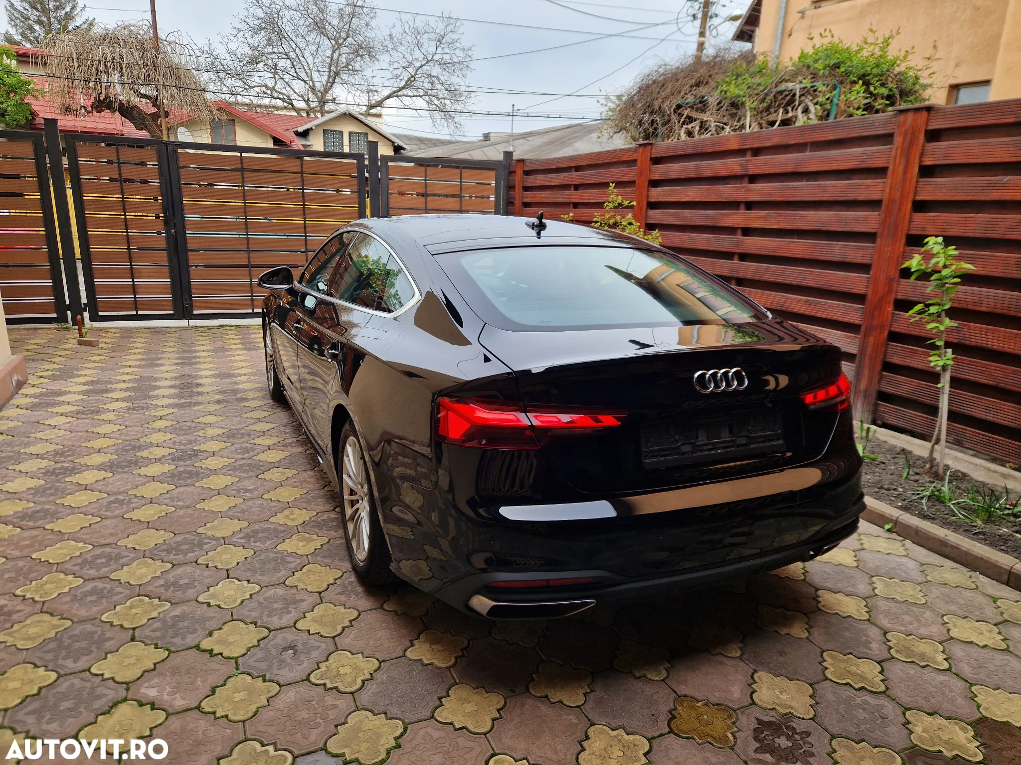 Audi A5 Sportback 2.0 30 TDI S tronic MHEV Basic - 4