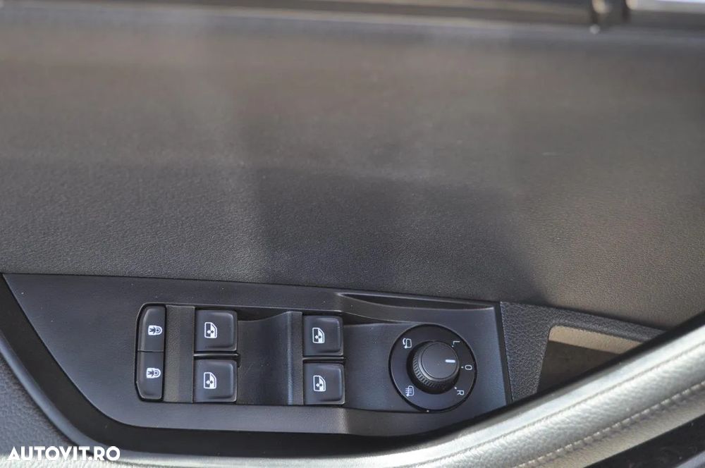 Skoda Superb 2.0 TDI DSG Premium Edition - 20