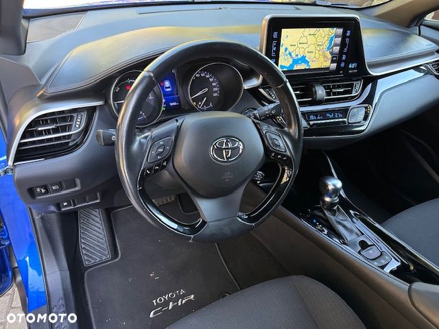 Toyota C-HR Lounge - 31
