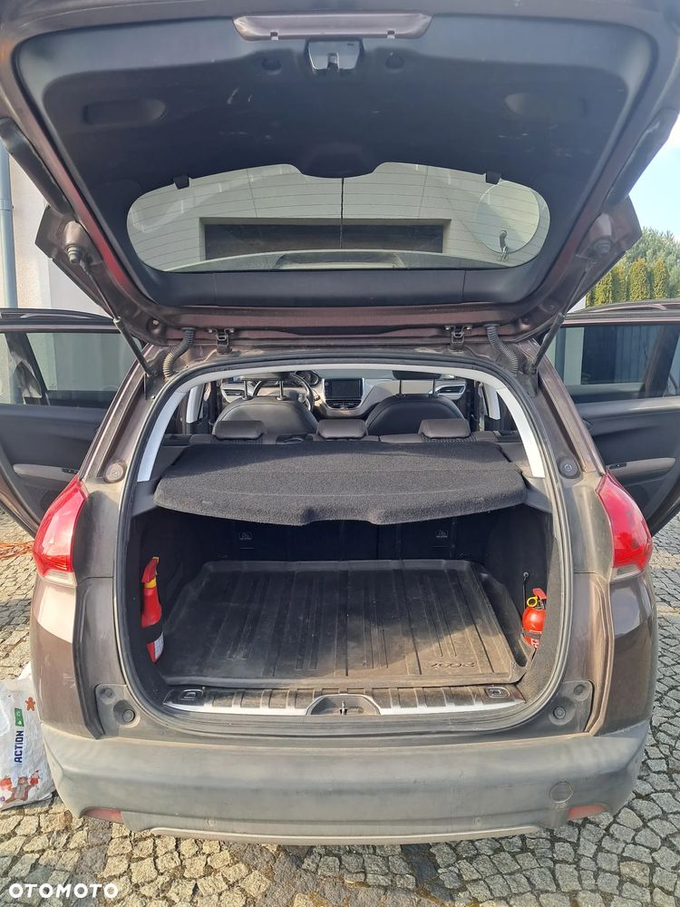 Peugeot 2008 1.6 VTi Allure - 11