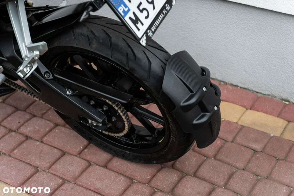 Yamaha MT - 9