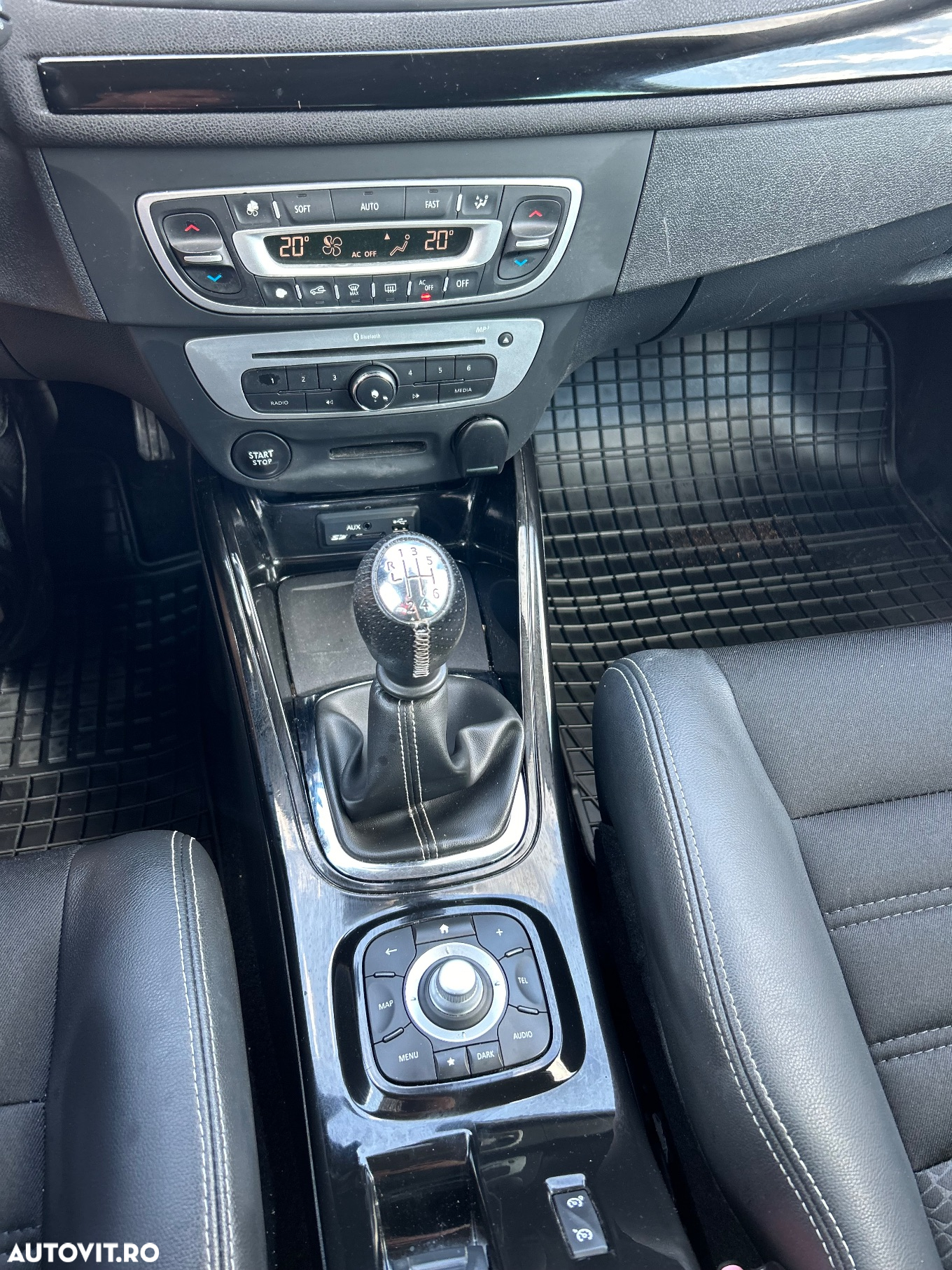 Renault Megane ENERGY dCi 110 Start & Stop Bose Edition - 17