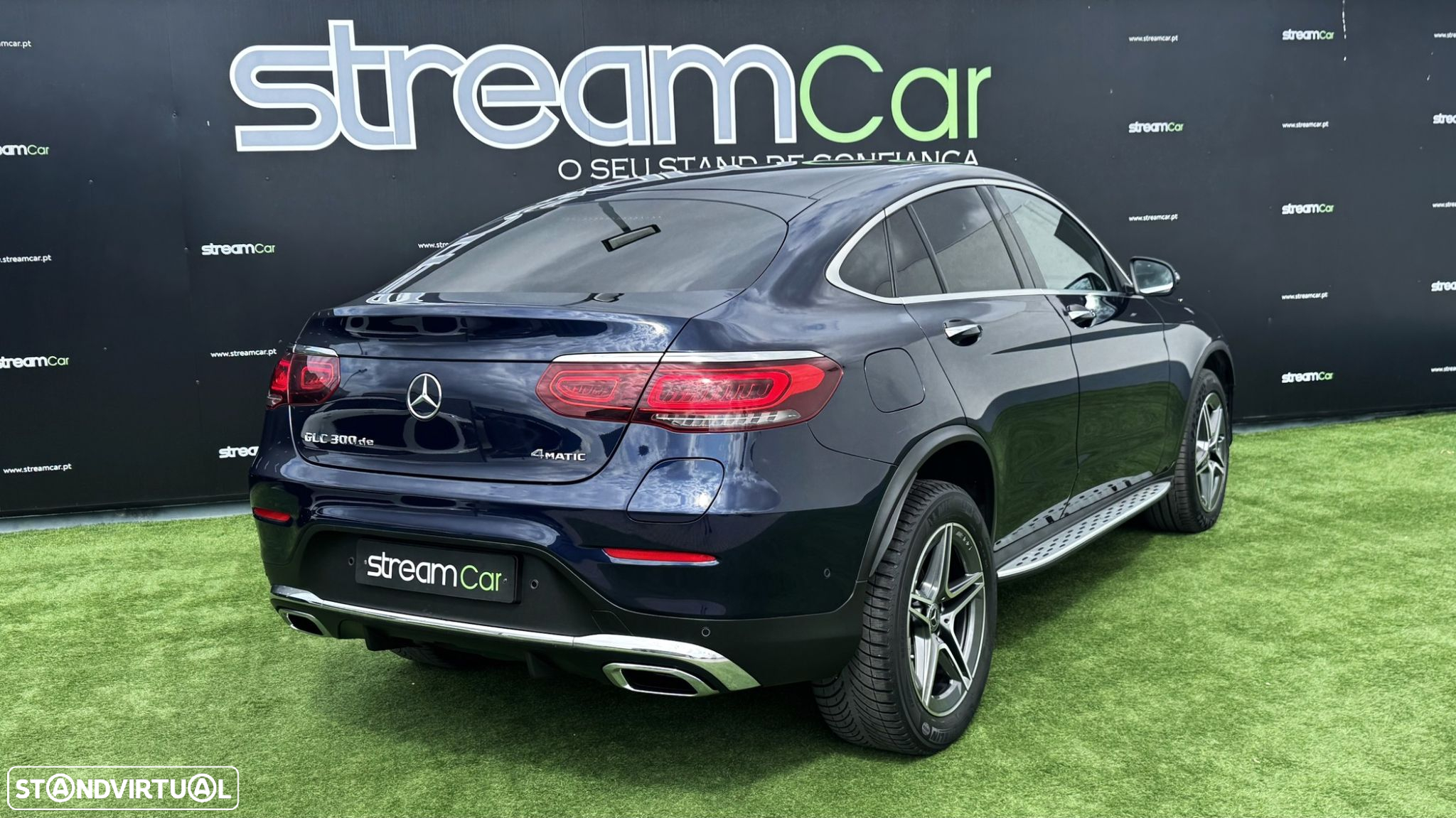 Mercedes-Benz GLC 300 Coupe de 4Matic 9G-TRONIC AMG Line Plus - 8