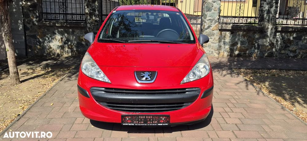 Peugeot 207 - 10